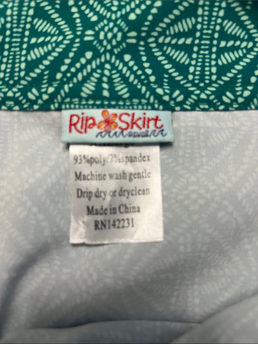 RipSkirt Hawaii Wrap Skirt Teal Green Geometric Batik Print Plus Size 2X - Picture 5 of 7